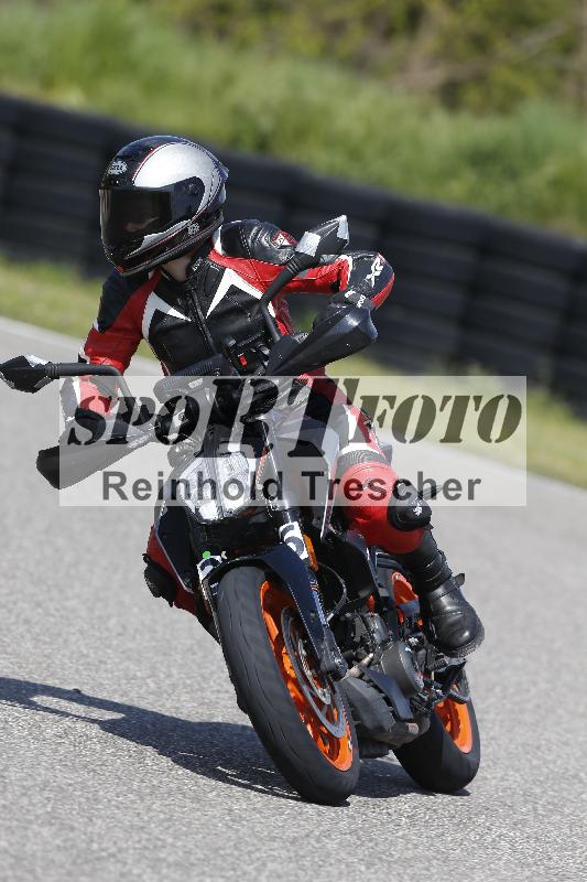 Archiv-2025/09 22.04.2025 Cornu Master School ADR/gruen-vert/36